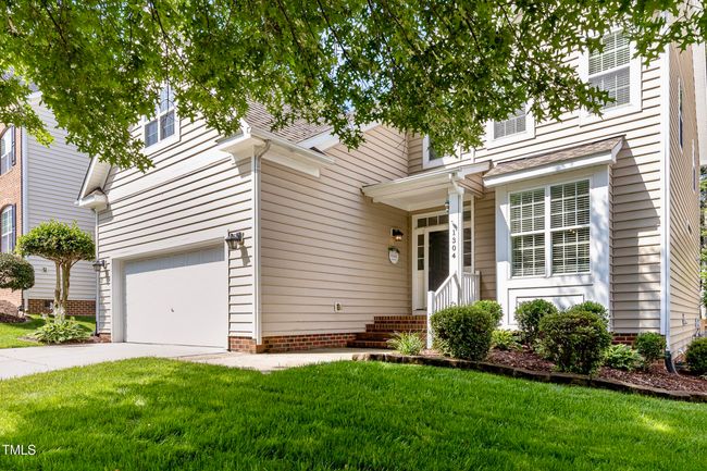Front Door Stoop | Image 7