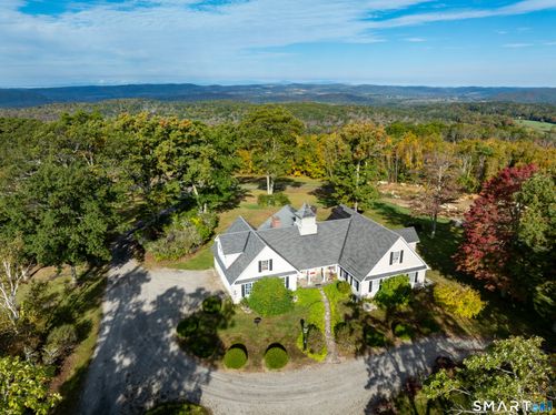 3 Joray Rd, Sharon, CT, 06069-2308 | Card Image