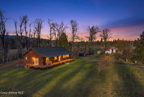 2844 Mcarthur Lake Rd, Naples, ID, 83847-5286 | Card Image