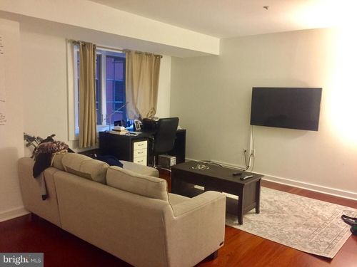 517-219 S 18th St, PHILADELPHIA, PA, 19103-6151 | Card Image