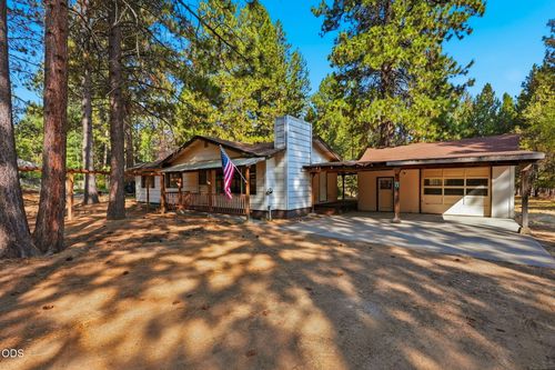 19092 Shoshone Rd, Bend, OR, 97702-7925 | Card Image