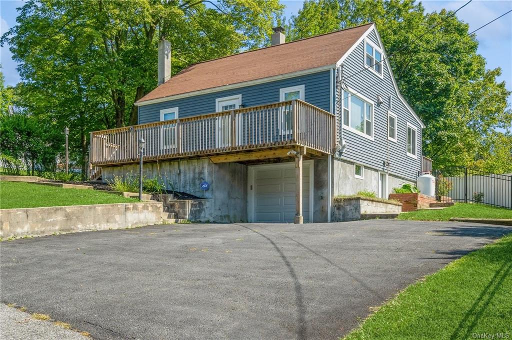 Lake Region Blvd, Monroe, NY 10950