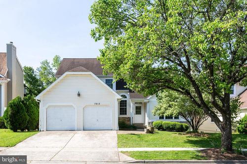 7913 Kara Ct, Greenbelt, MD, 20770-3016 | Card Image