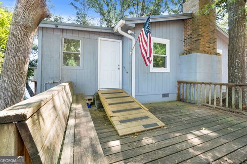 196 Horseshoe Bnd, Jackson, GA, 30233 | Card Image
