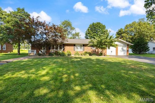 65 Harmon Dr, Lebanon, IL, 62254-1117 | Card Image