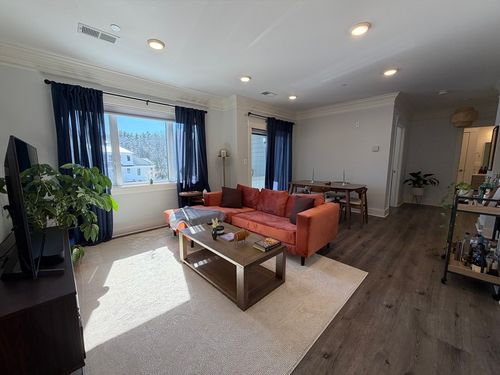 g-17 Hennery Way, Medfield, MA, 02052-2300 | Card Image