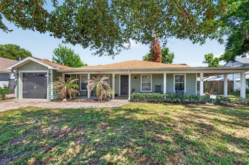 5713 Lake St, MOUNT DORA, FL, 32757-7181 | Card Image