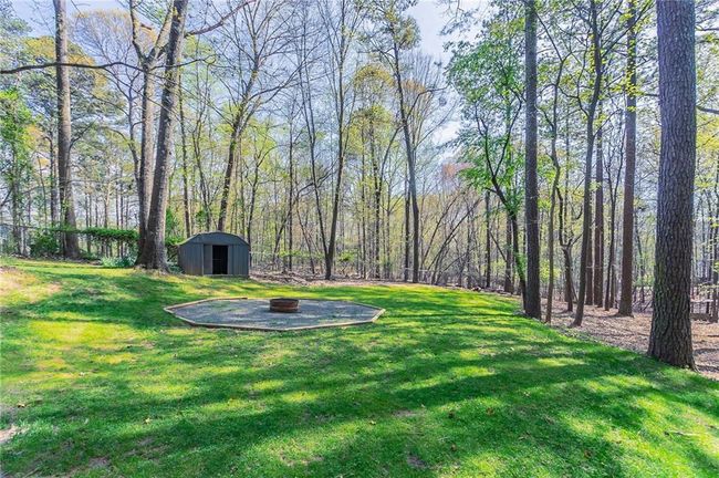 477 Victoria Rd, House other with 3 bedrooms, 2 bathrooms and 4 parking in Woodstock GA | Image 27