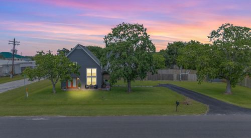 201 S Texas St, Anahuac, TX, 77514-2793 | Card Image