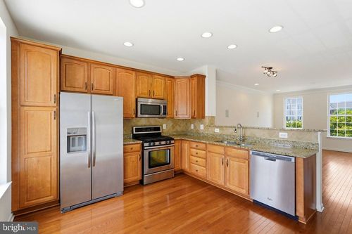 42817 Pamplin Ter, CHANTILLY, VA, 20152-6745 | Card Image