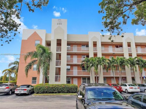 apt-101-10208 Nw 24th Pl, Sunrise, FL, 33322-6850 | Card Image