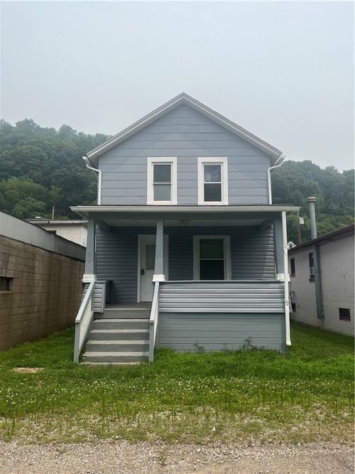 1252 Jefferson St, Vandergrift, PA, 15690-1030 | Card Image