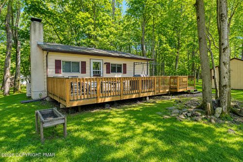 191 Schochs Mill Rd, Blakeslee, PA, 18610-7861 | Card Image