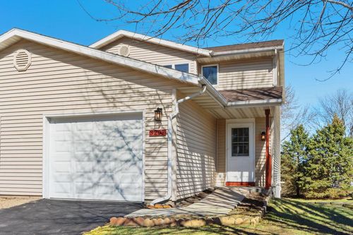 3203 Randolph Road, Janesville, WI, 53546 | Card Image