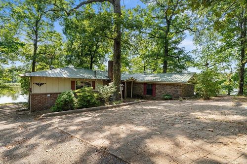 190 County Road 357, Wynne, AR, 72396-8066 | Card Image