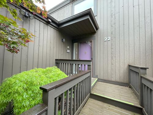 22 Haverhill Ct, Ann Arbor, MI, 48105-1407 | Card Image