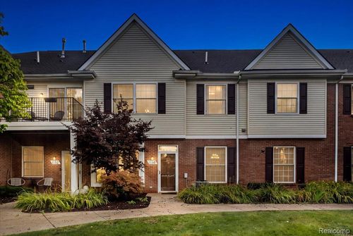1150 Rial Lake Dr, Howell, MI, 48843-4505 | Card Image