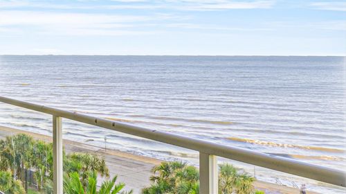 unit-303-10327 Termini San Luis Pass Rd, Galveston, TX, 77554-8853 | Card Image