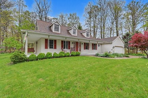 727 Hoover Rd, Mansfield, OH, 44905-1307 | Card Image