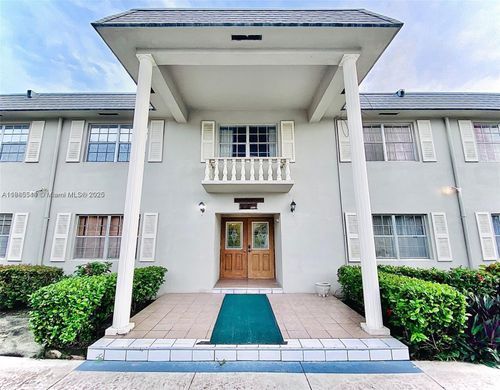 apt-216e-1520 Mckinley St, Hollywood, FL, 33020-3206 | Card Image