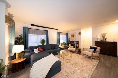 unit-7-8744 Burnet Ave, North Hills, CA, 91343-7214 | Card Image