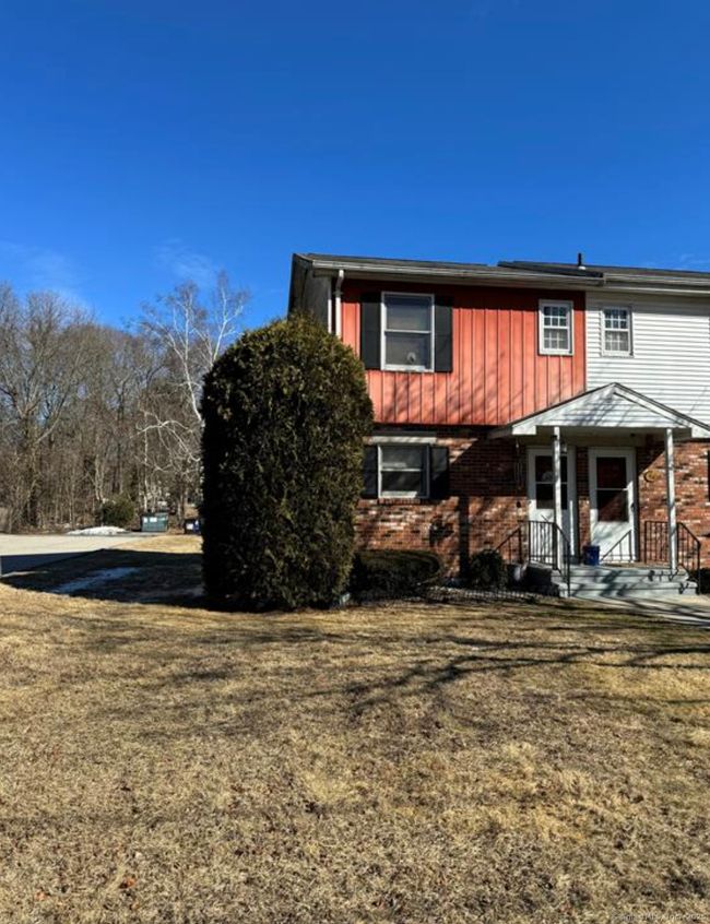 44 - 44 Athol St, Condo with 2 bedrooms, 2 bathrooms and null parking in Killingly CT | Image 6