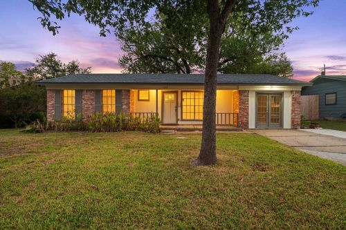 1009 Alden Dr, Austin, TX, 78758-7401 | Card Image