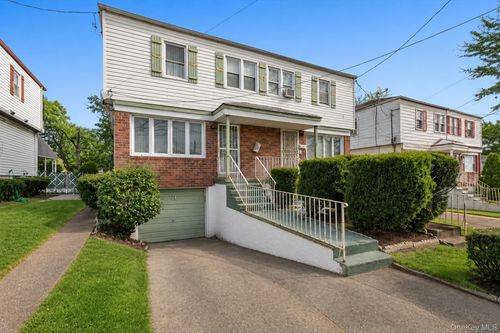 11721 Francis Lewis Boulevard, New York, NY, 11411 | Card Image