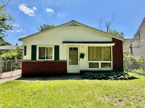 18341 Colgate St, Dearborn Heights, MI, 48125-3317 | Card Image