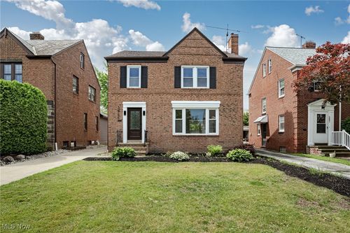 3886 Faversham Rd, University Heights, OH, 44118-3774 | Card Image