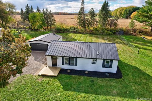 1445 N Seymour Rd, Flushing, MI, 48433-9448 | Card Image