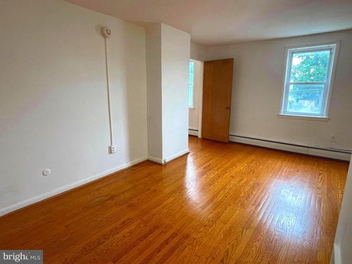 6649 Hegerman St, PHILADELPHIA, PA, 19135-2804 | Card Image