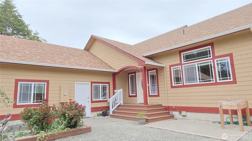 108 Bass Avenue Ne, Ocean Shores, WA, 98569 | Card Image