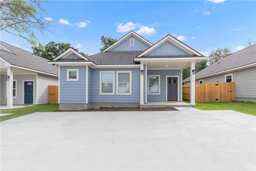 1803 Pin Oak St, Bryan, TX, 77803-5527 | Card Image