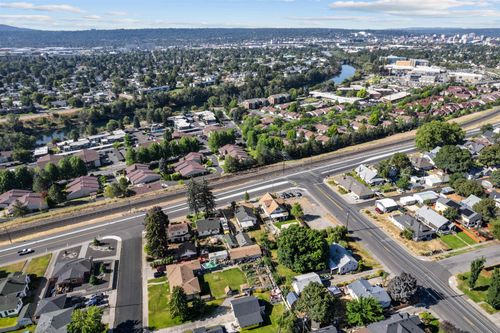 2101 E Illinois Ave, Spokane, WA, 99207-5008 | Card Image