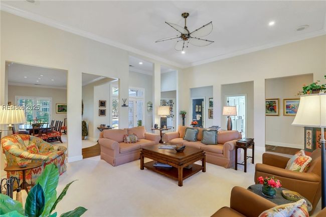 80 Peninsula Dr, House other with 3 bedrooms, 2 bathrooms and null parking in Hilton Head Island SC | Image 12