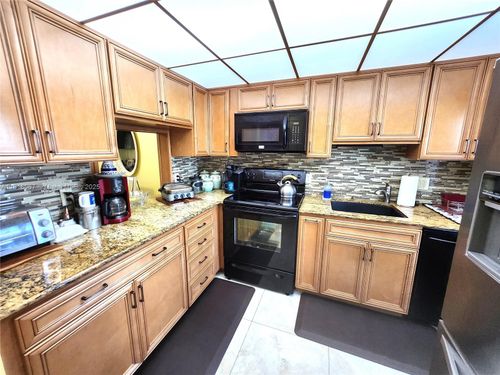 apt-149-1951 Ne 39th St, Lighthouse Point, FL, 33064-7420 | Card Image