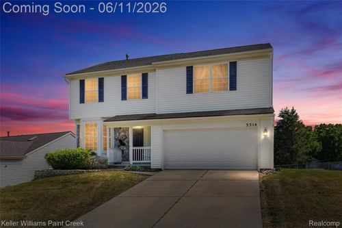 3314 Valley Rise Dr, Holly, MI, 48442-1906 | Card Image