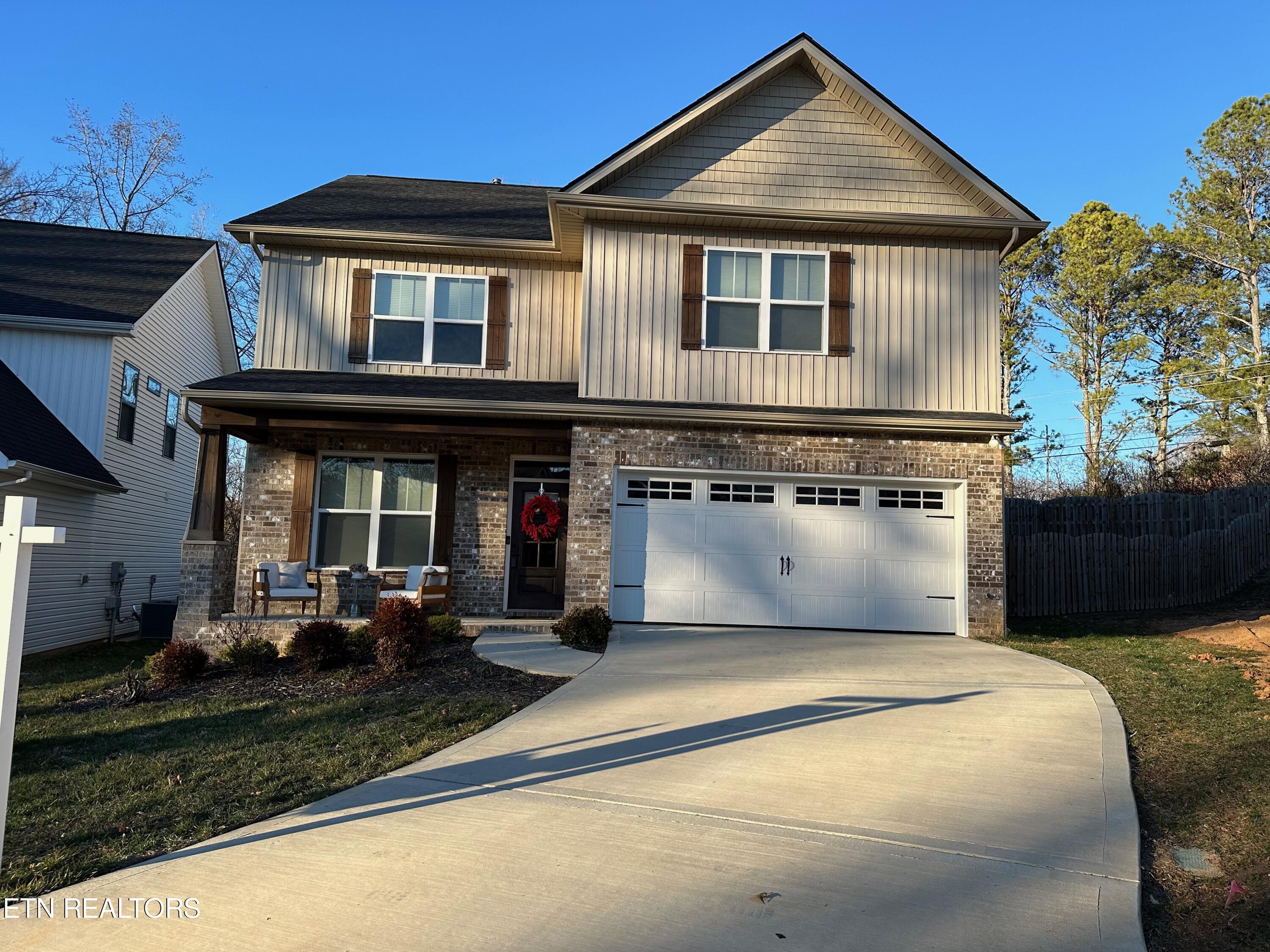 Spencer Ridge Ln, Knoxville, TN 37931