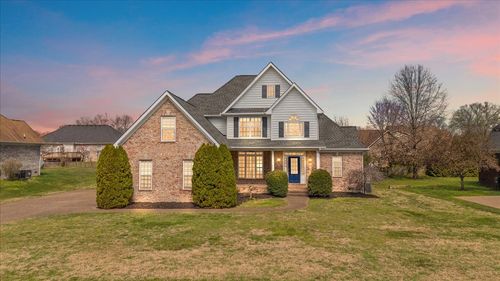 1040 Pittman Dr, Gallatin, TN, 37066-8461 | Card Image