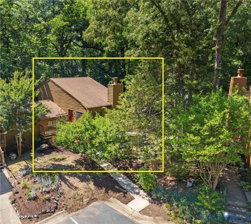 2319 Rocky Point Pkwy, Henrico, VA, 23238-3641 | Card Image