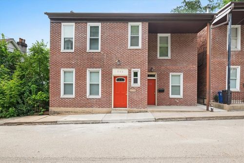 506 Southern Ave, Mt Washington, PA, 15211-1953 | Card Image