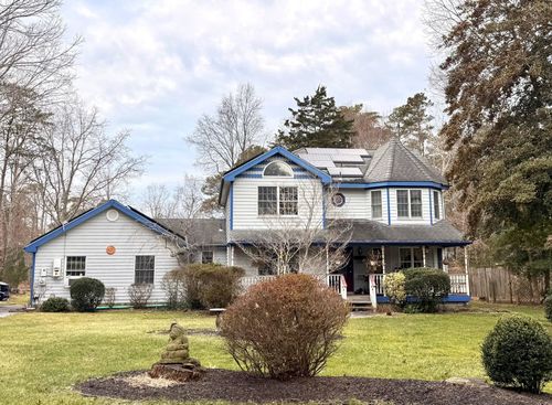 140 Cedar Ln E, Cape May Court House, NJ, 08210-1332 | Card Image