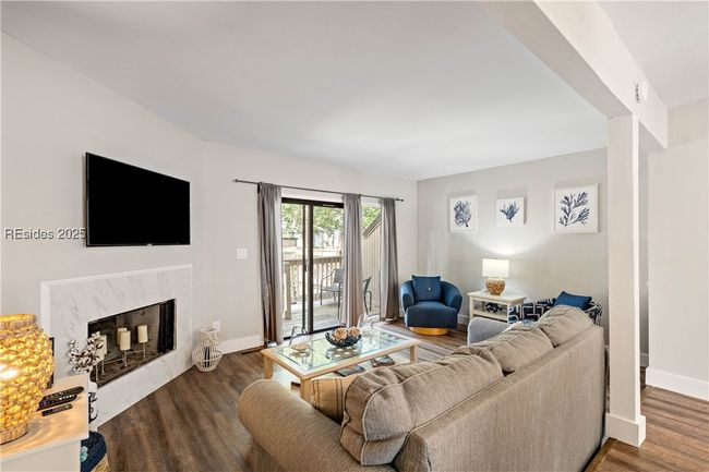 APT-112 - 125 Shipyard Dr, Condo with 2 bedrooms, 3 bathrooms and null parking in Hilton Head Island SC | Image 4