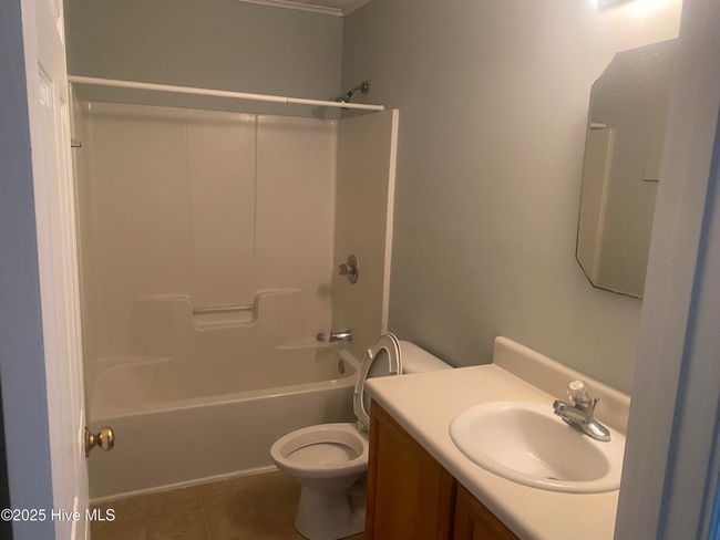 B - 317 Fayetteville Ave, Home with 2 bedrooms, 1 bathrooms and 1 parking in Carolina Beach NC | Image 10
