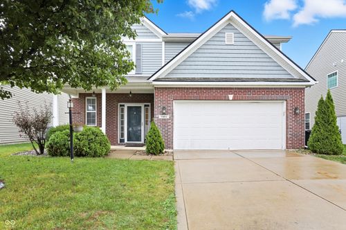 7904 Bombay Ln, Indianapolis, IN, 46239-8998 | Card Image