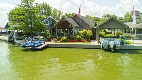 10834 Scioto Dr, Huntsville, OH, 43324-9641 | Card Image