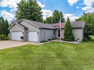 1516 Harvest Lane, House other with 3 bedrooms, 2 bathrooms and null parking in Reedsburg WI | Image 1