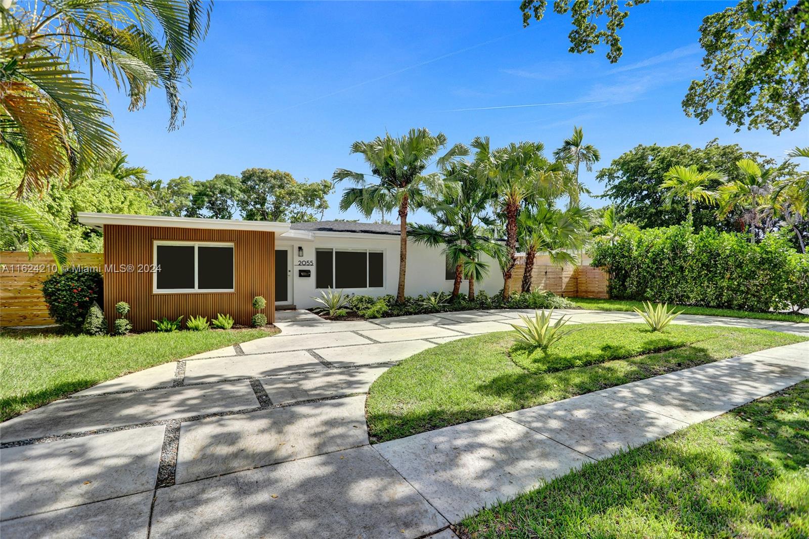 Alamanda Dr, North Miami, FL 33181