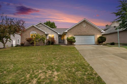 4576 Haywood Dr Se, Kentwood, MI, 49512-5340 | Card Image